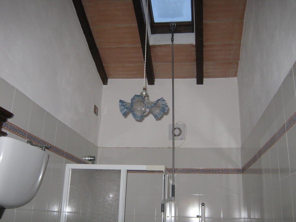 Agriturismo Santa Maria Torrita di Siena Δωμάτιο φωτογραφία